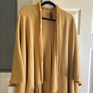 Stylish gold yellow Shawl/scarf with Fringe